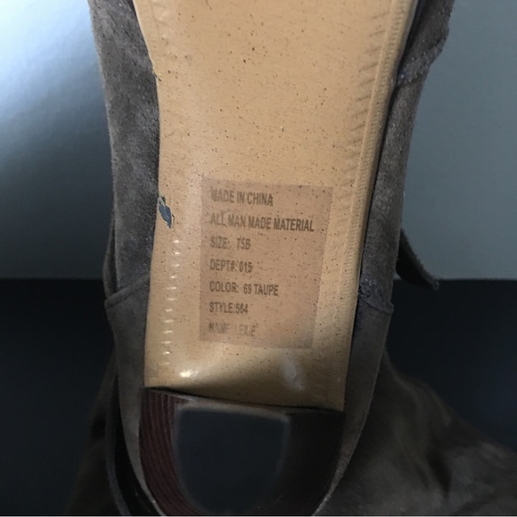 Bakers Lexie Knee High Stiletto Boots Studded Faux Suede Taupe 7.5B Platform - Picture 8 of 12